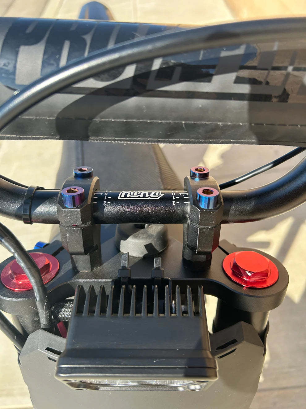 Tuttio bar clamp bolts (X4)